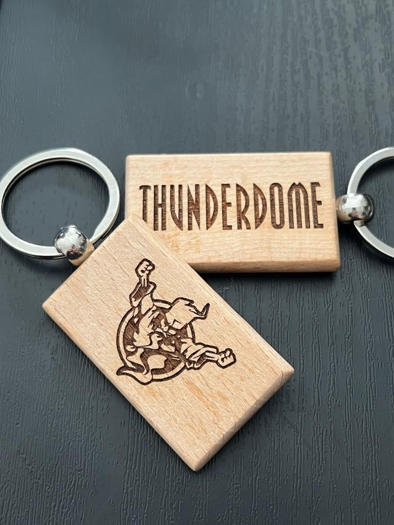 Houten sleutelhanger Thunderdome gabber dubbelzijdig, Ophalen of Verzenden, Nieuw, Knuffel of Figuurtje