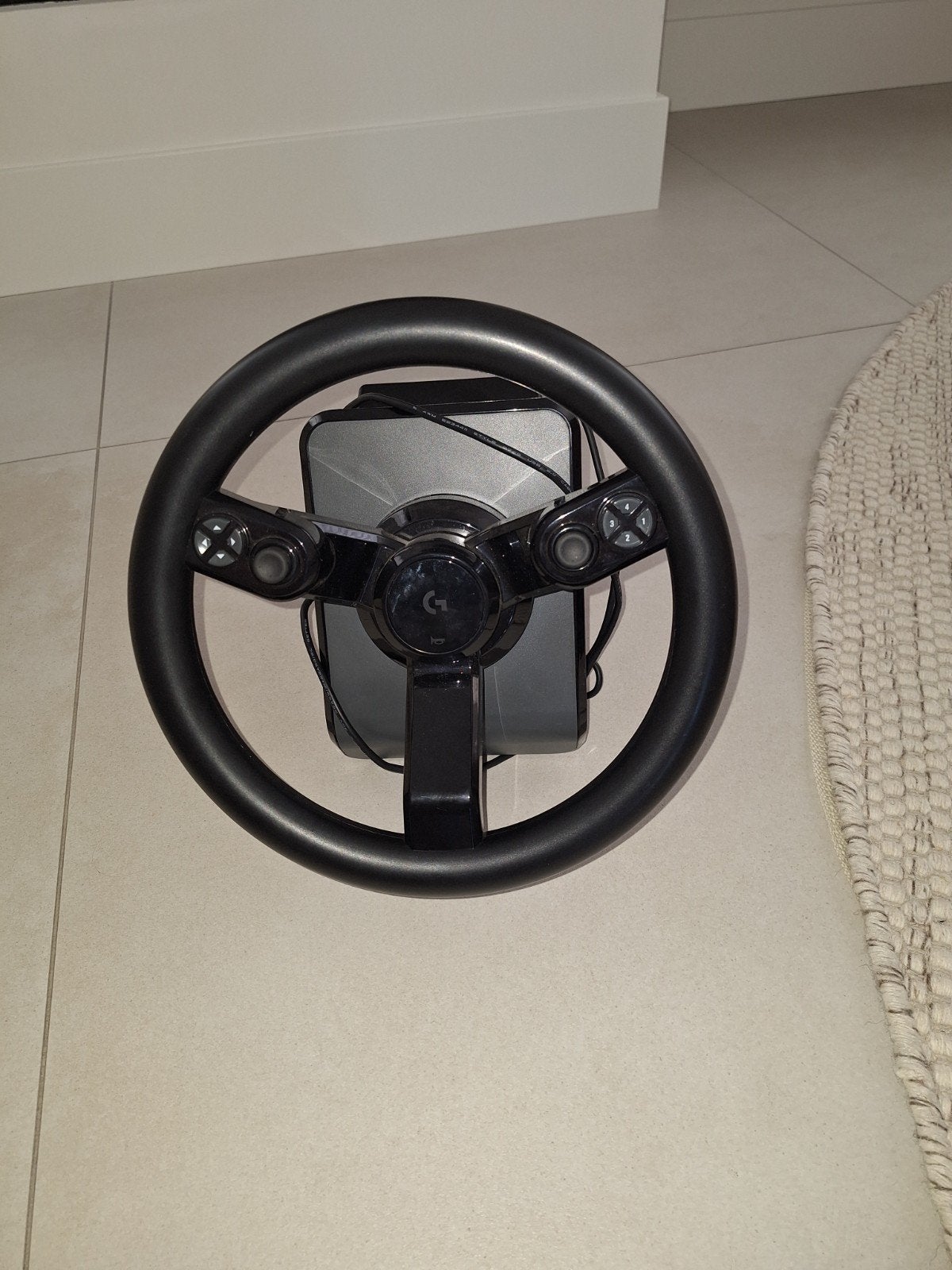 Logitech stuur voor PC - Gaming stuurwiel met pedalen, Gebruikt, 1 speler, Racen en Vliegen, Ophalen of Verzenden
