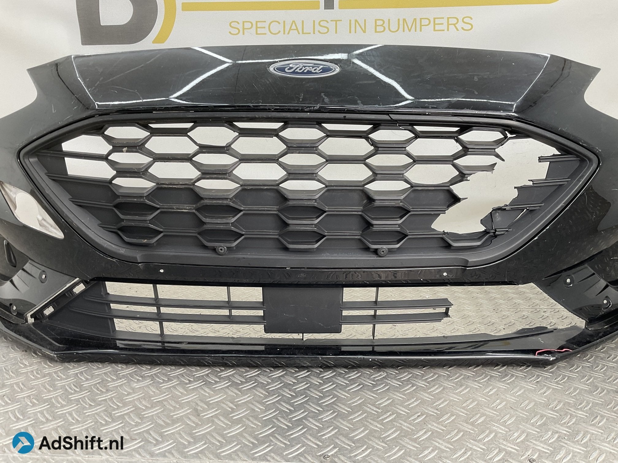 Bumper Ford Focus MK4 STline ST-Line JX7B-17757-S Voorbumper, Bumper