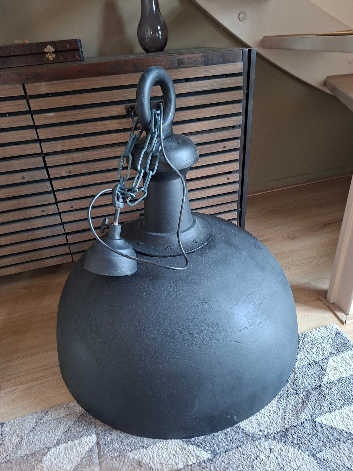 Industriële Hanglamp Zwart Gegoten Aluminium Ø 72 cm, Huis en Inrichting, Lampen | Hanglampen, Ophalen of Verzenden, Zo goed als nieuw