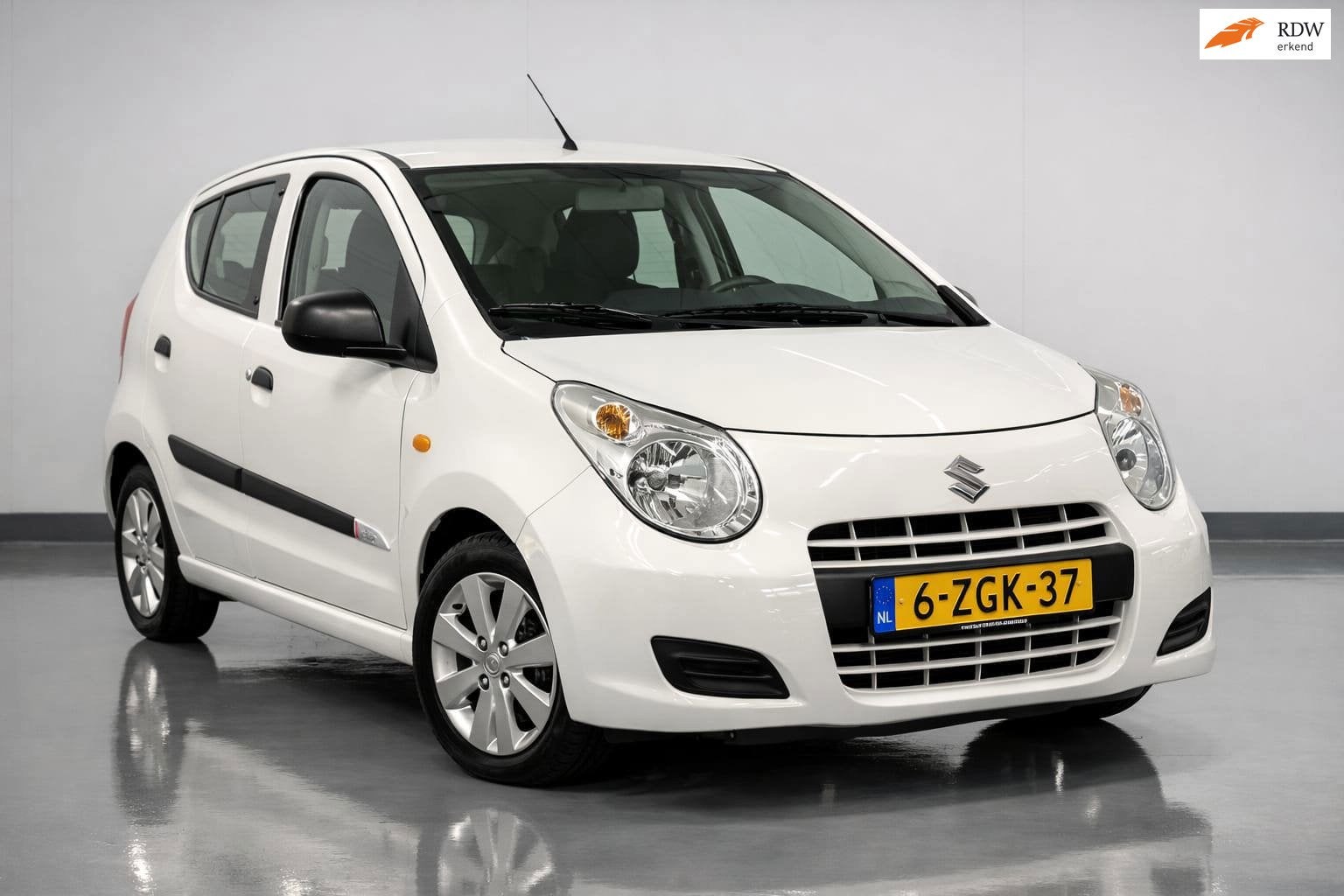 Suzuki Alto 1.0 Celebration EASSS | Airco | APK | NAP, Auto's, Voorwielaandrijving, Euro 5, Stof, Gebruikt