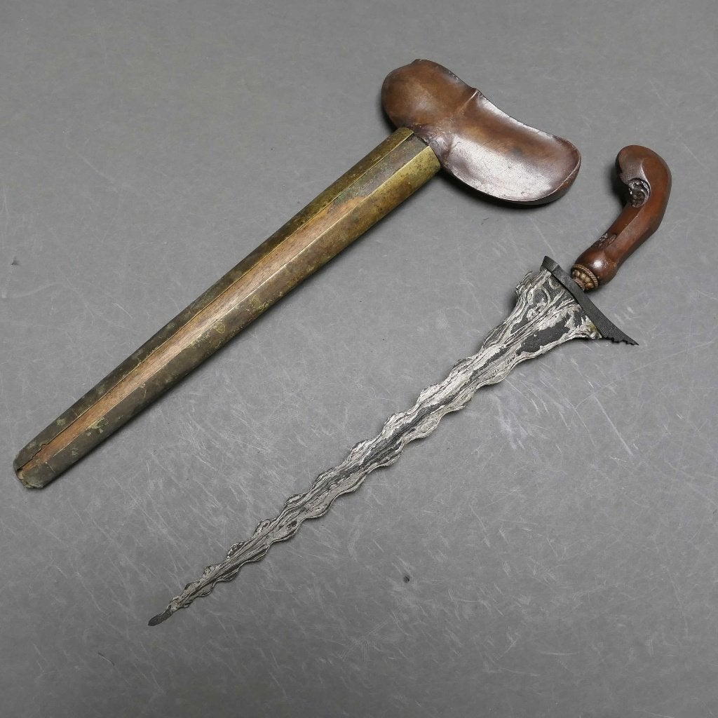 25 luks keris (25 krommingen, bochten) afk Java, Indonesie, Verzenden