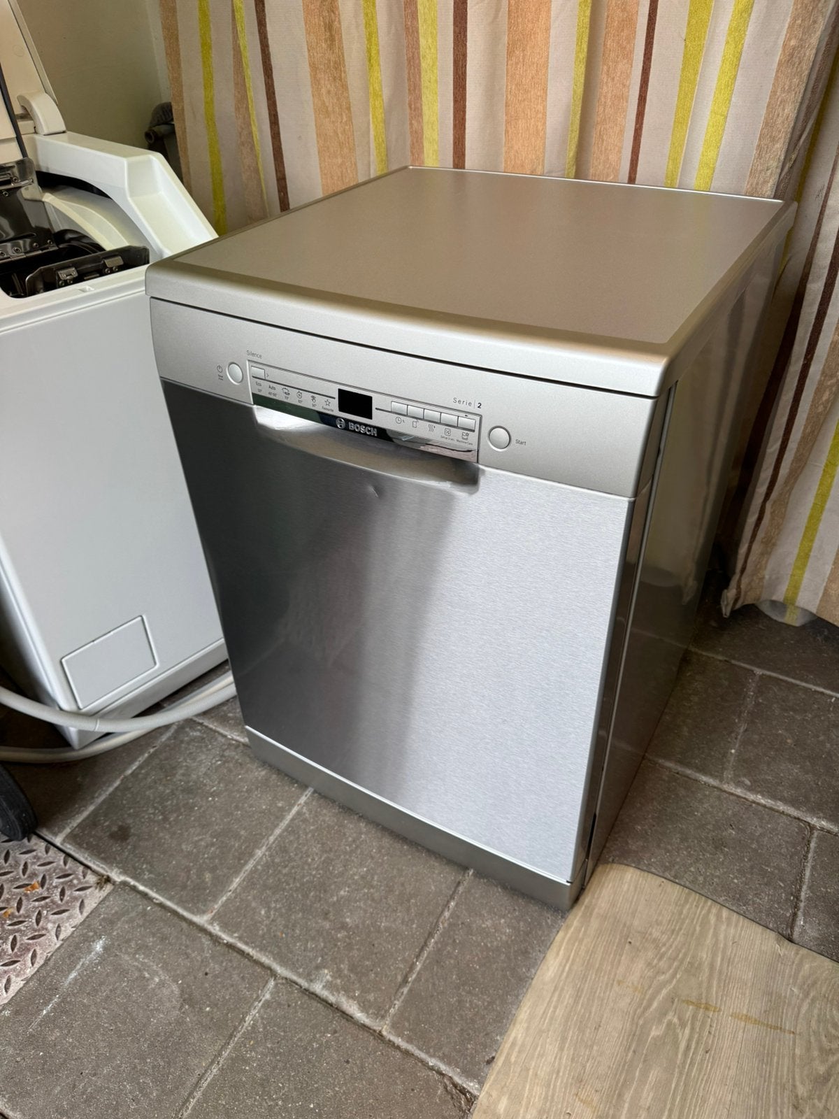 RVS Vaatwasmachine | Bosch Serie 2 | Bouwjaar 2022, Ophalen, 50 tot 100 cm, Zo goed als nieuw, Minder dan 100 cm
