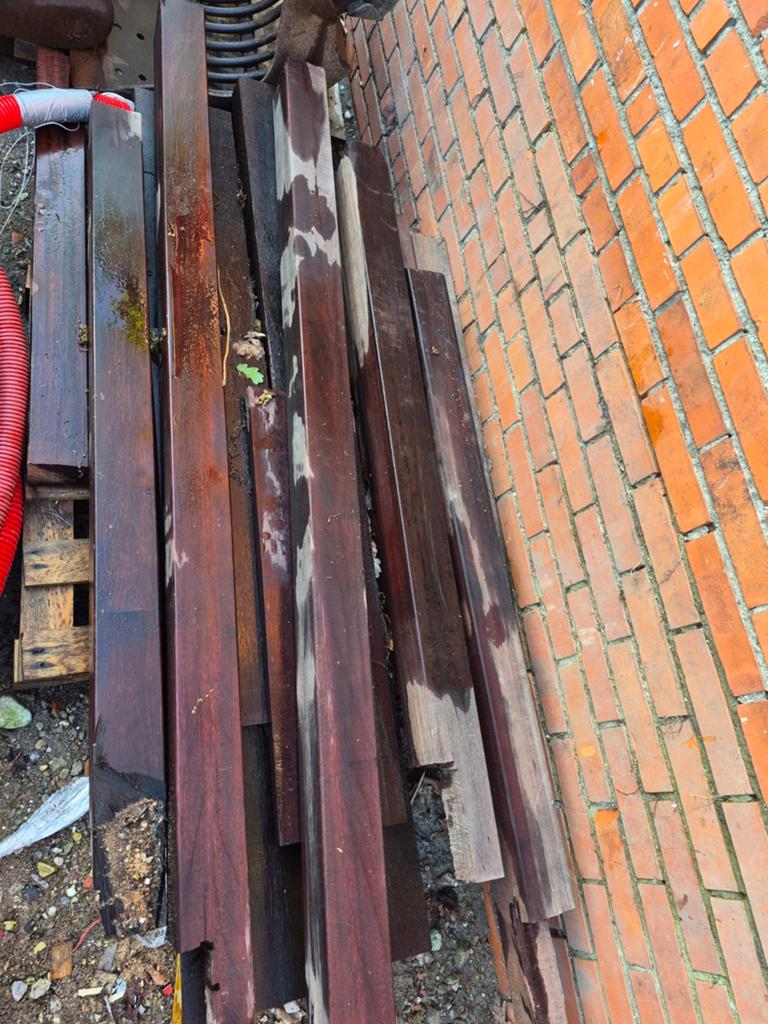 Hardhouten balken 8,5x8,5x 80/160cm 14 stuks, Ophalen of Verzenden, Gebruikt