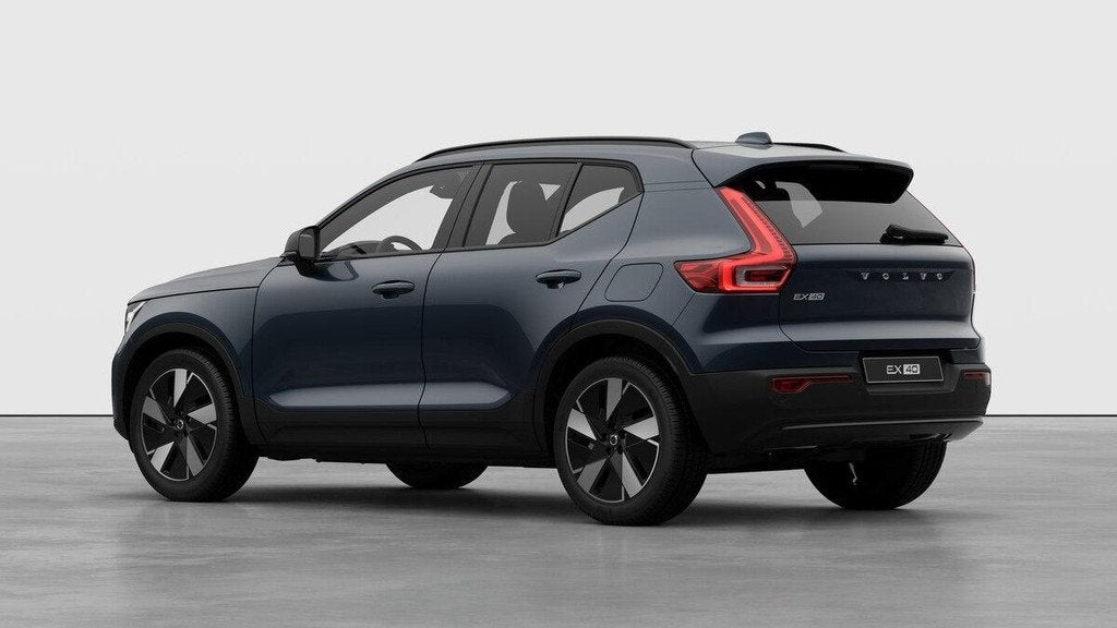 Volvo EX40 Single Motor Plus Europe 70 kWh | Harman Kardon A, Auto's, Volvo, Blauw, 420 min, Nieuw, SUV of Terreinwagen