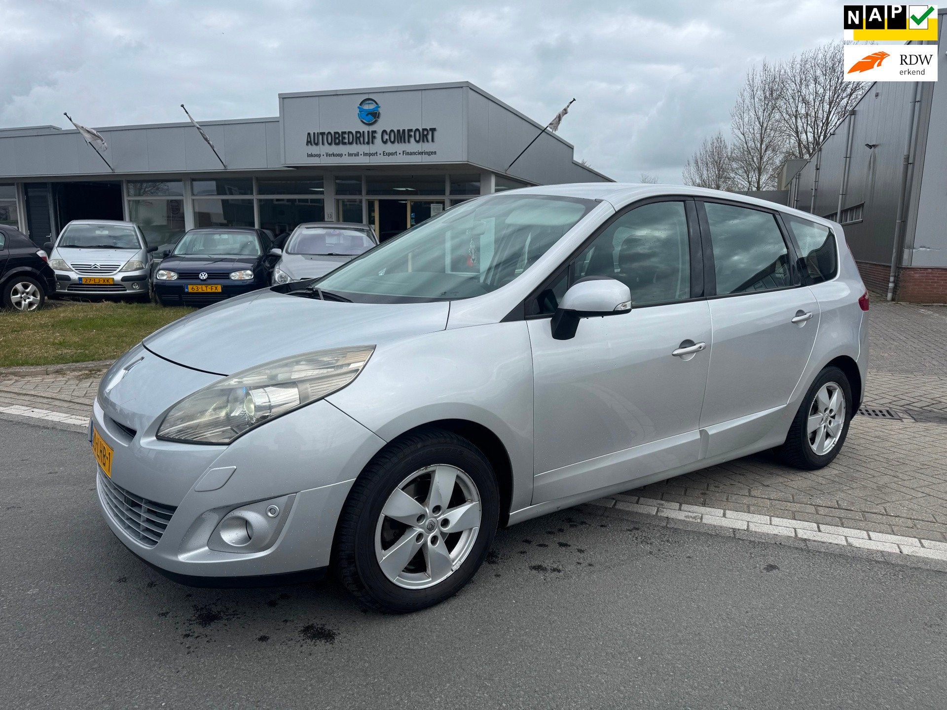 Renault Grand Scénic 1.4 TCe Dynamique, Auto's, Renault, Voorwielaandrijving, Stof, Gebruikt, Zwart