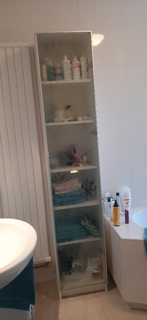 Billy kast ikea met glazen deur, Ophalen, Minder dan 50 cm, Gebruikt, 150 tot 200 cm