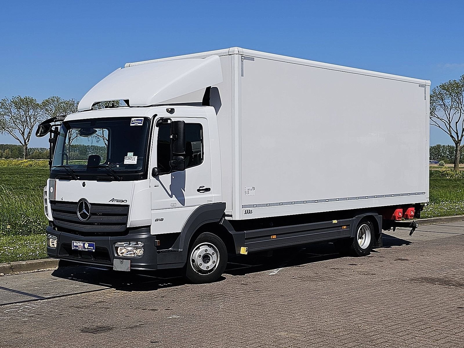 MERCEDES-BENZ ATEGO 818 airco lift 3 seats, Automaat, Euro 6, Wit, Mercedes-Benz