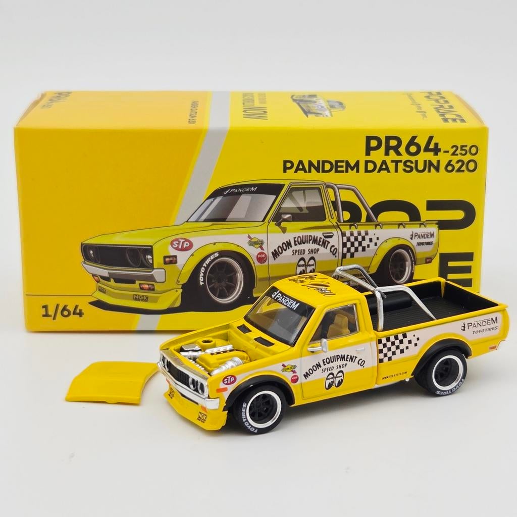 Pop Race Pandem Datsun 620 Mooneyes 1:64 Geel/Zwart, Auto, Onbekend, Nieuw, Ophalen of Verzenden