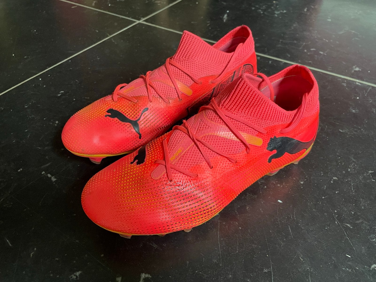 Puma FX2 voetbalschoenen maat 40 fluo roze, Ophalen of Verzenden, Gebruikt, Schoenen