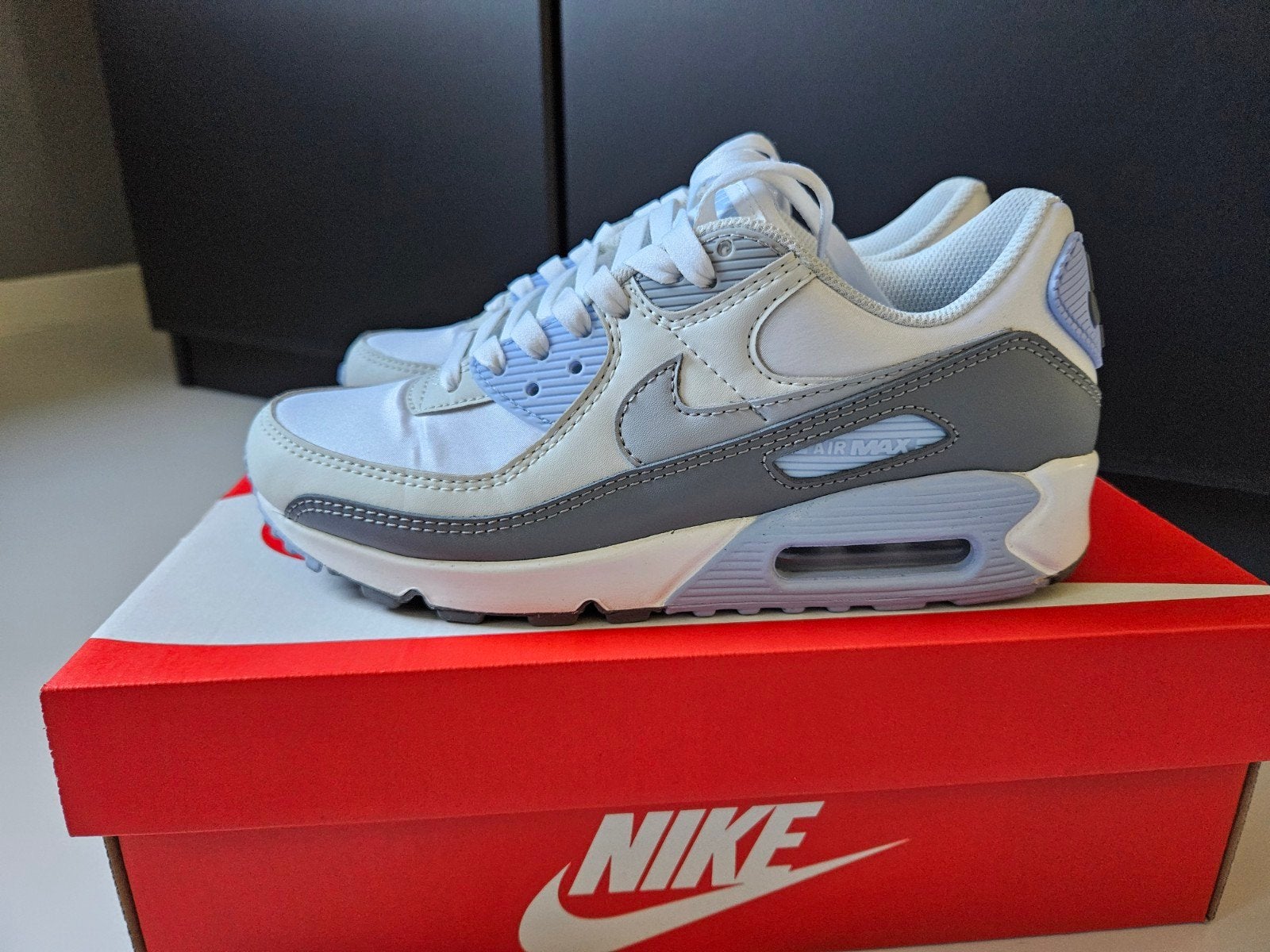 Nike air max 90 blissful blue 38 sneakers, Ophalen of Verzenden, Zo goed als nieuw, Wit, Sneakers of Gympen