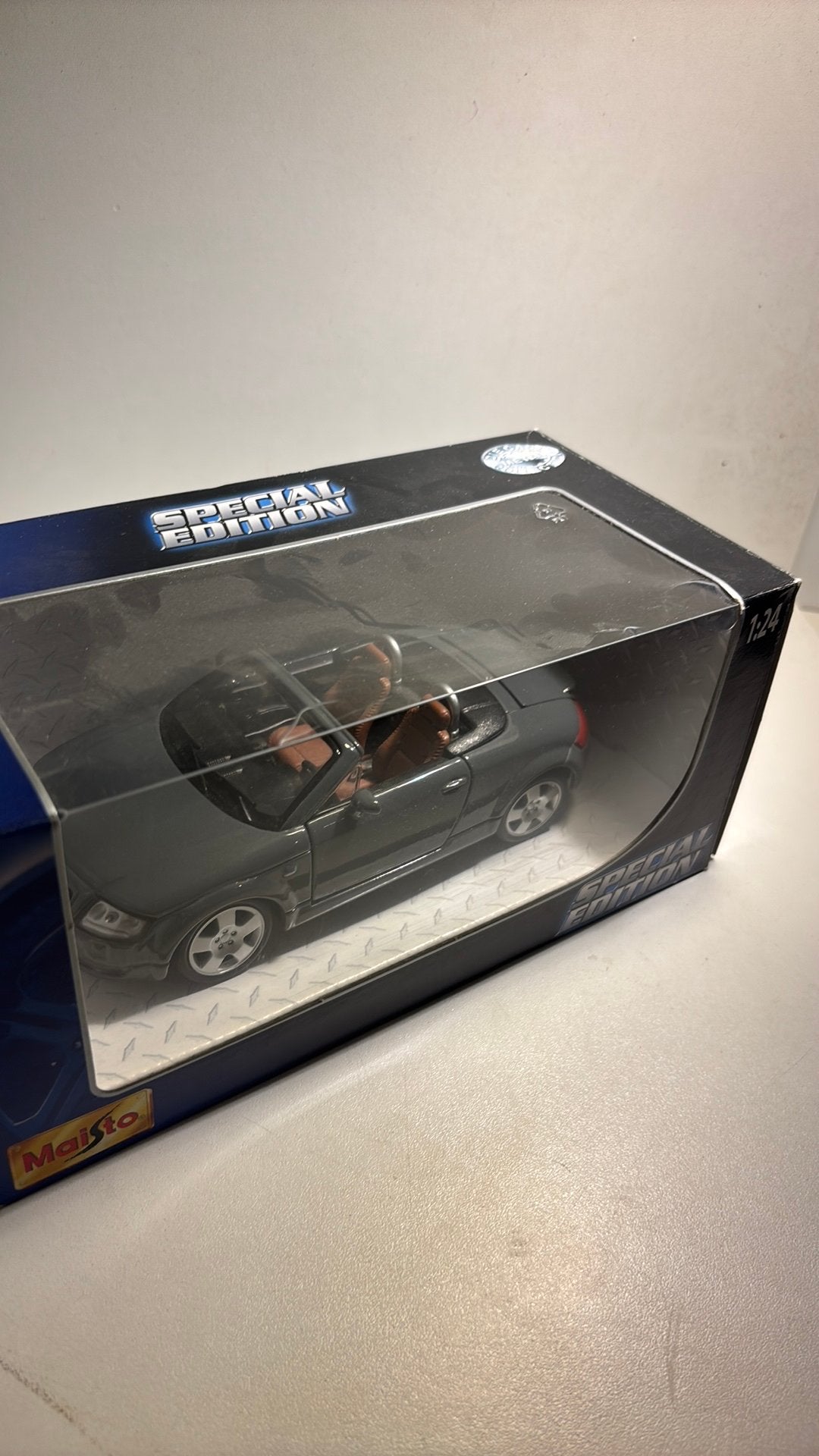 Audi tt roadster maisto 1.24, Maisto, Ophalen of Verzenden, A, A