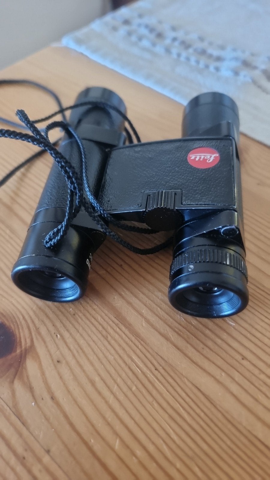 leitz  mini verrekijker 10x22 c trinovid, Ophalen of Verzenden, Gebruikt, 8 tot 12x, Met hoes of tas