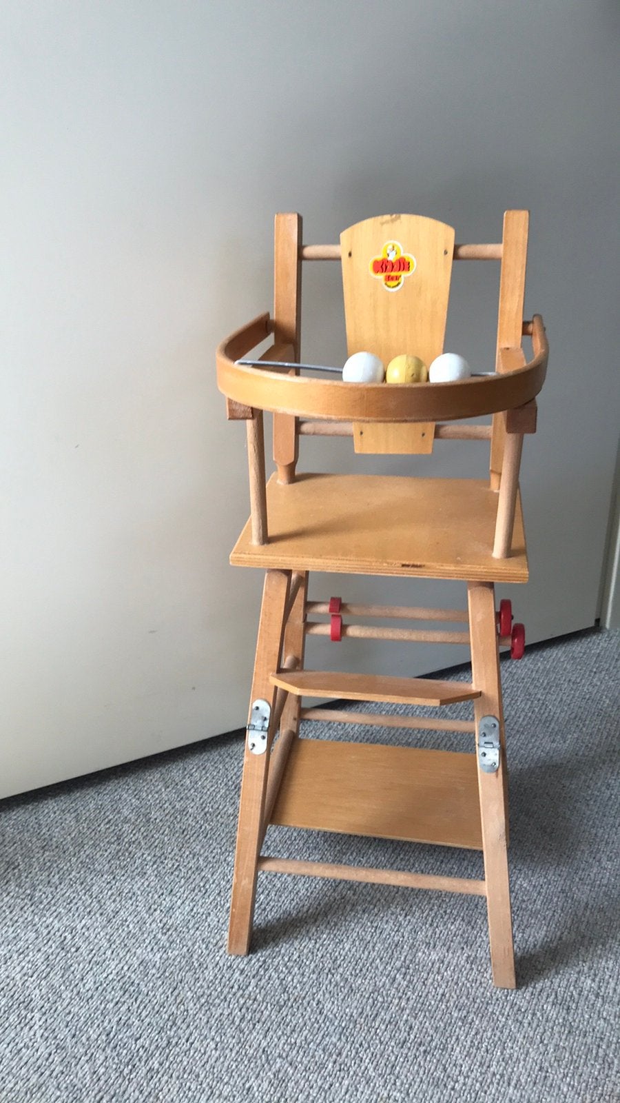 Houten poppenstoel, Ophalen of Verzenden, Zo goed als nieuw, Babypop