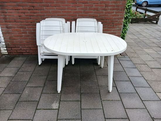 Gratis tuintafel, Tuin en Terras, Tuintafels, Ophalen, Gebruikt, Rechthoekig, Kunststof