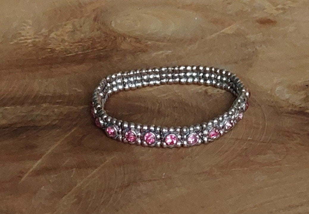Zilverkleurige armband met roze steentjes, Ophalen, Zo goed als nieuw, Roze, Overige materialen