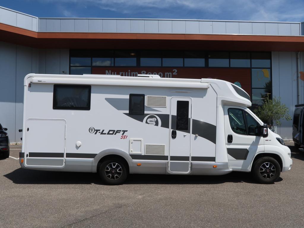 Elnagh T-Loft 581 MET HEFBED EN OPBOUWAIRCO, Caravans en Kamperen, Campers, Overige merken, Fiat, Luifel, L-zit