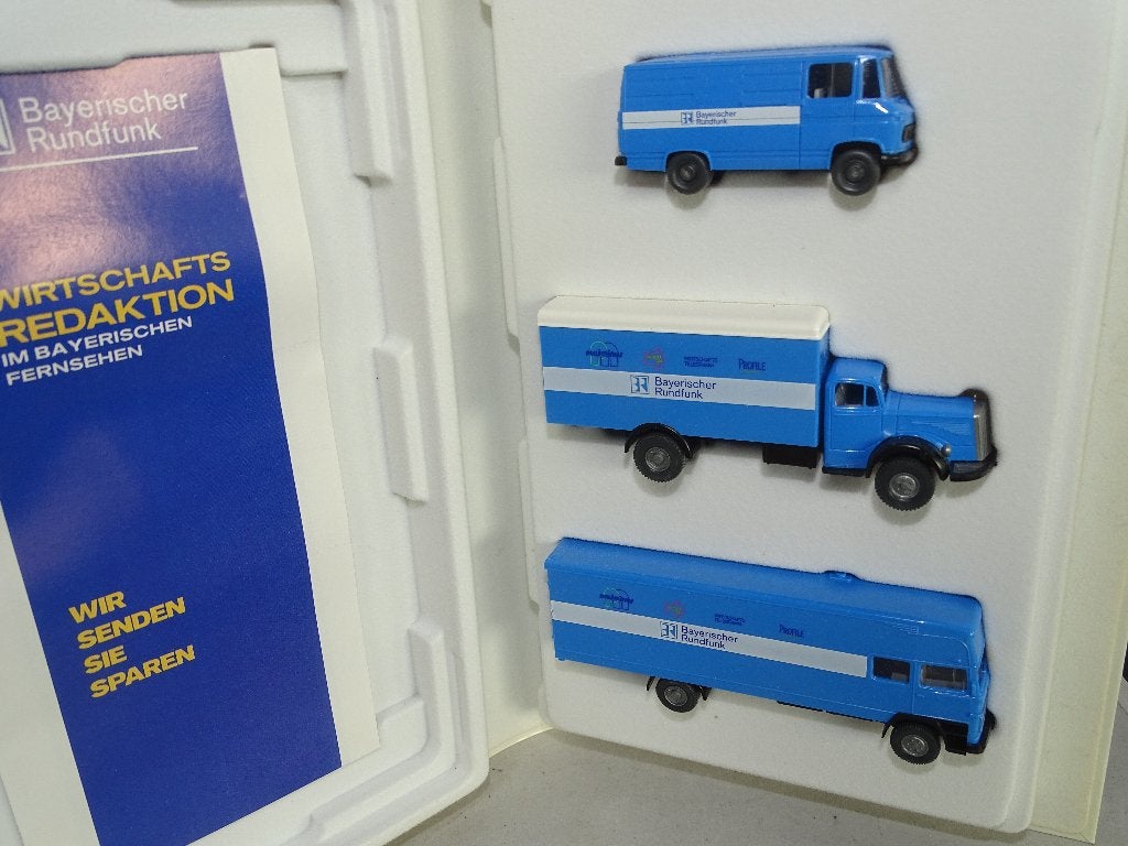 1/87 Wiking Set Mercedes Baterrischur Rundfunk, Ophalen of Verzenden, Nieuw, Bus of Vrachtwagen, Wiking