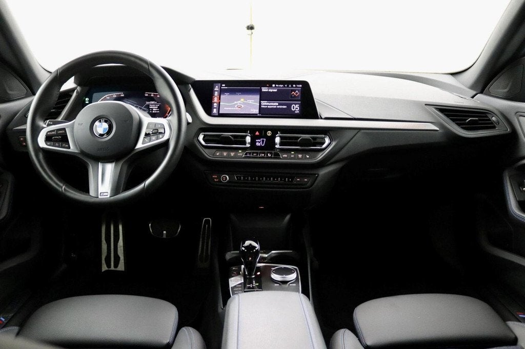 BMW 2-serie Gran Coupé 218i M-Sport antraciet, Auto's, BMW, 136 pk, Gebruikt, Euro 6, 1350 kg