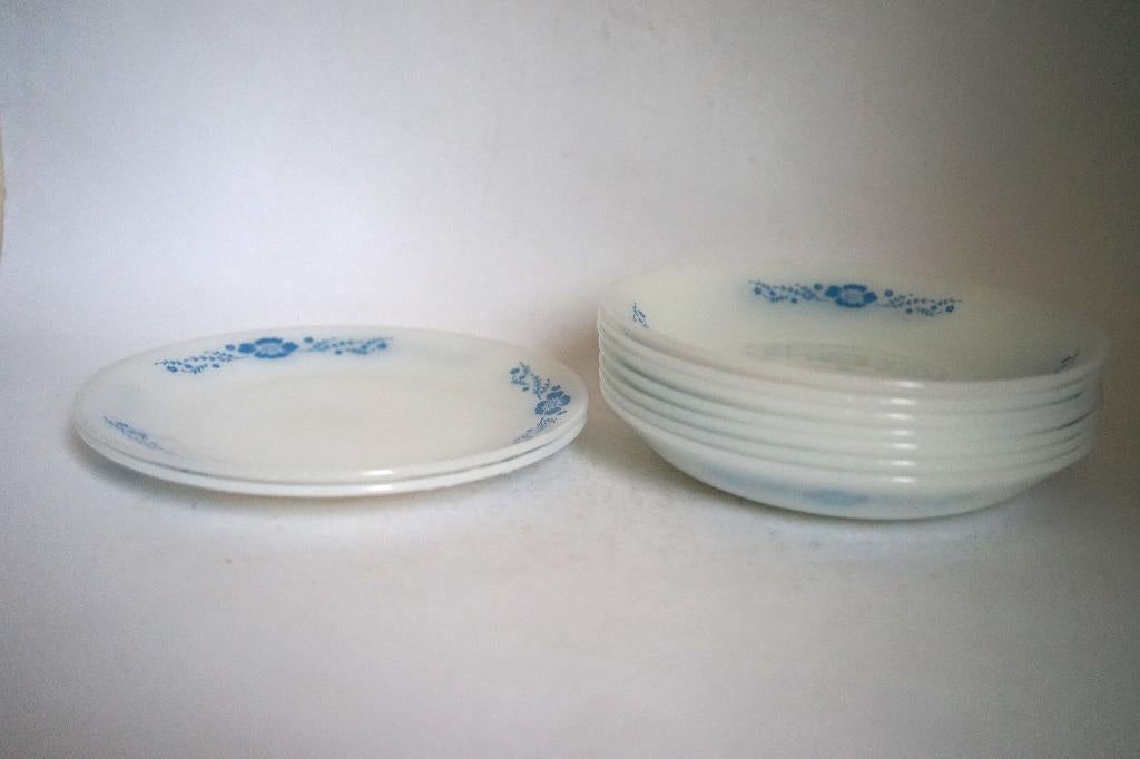 Termocrisa vintage glas ontbijt diep bord cups daisy blauw, Gebruikt, Ophalen of Verzenden, Glas, Bord(en)