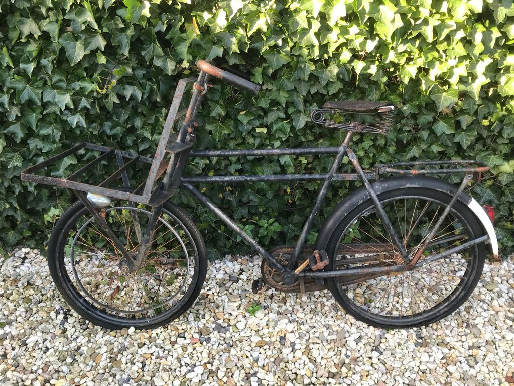 Oude transportfiets met rek - Opknapper/Decoratie, Ophalen, Gebruikt