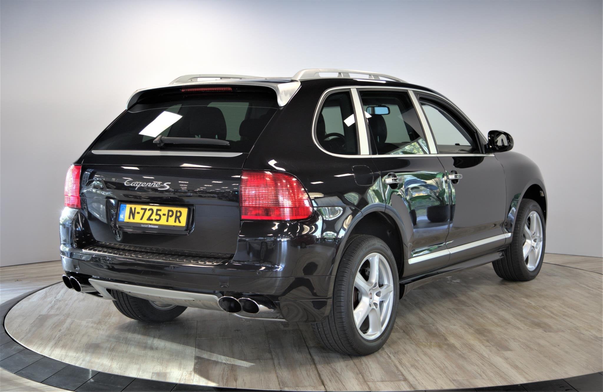 Porsche Cayenne 4.5 S / YOUNGTIMER Fiscaal €7.839,- \ Trek, Automaat, Cayenne, 8 cilinders, Leder