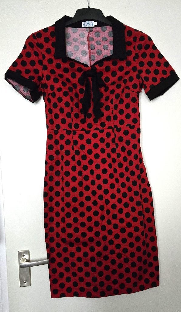 Leuke Spaanse of Minnie Mouse jurk mt M, Kleding | Dames, Ophalen of Verzenden, Zo goed als nieuw, Maat 38/40 (M), Carnaval