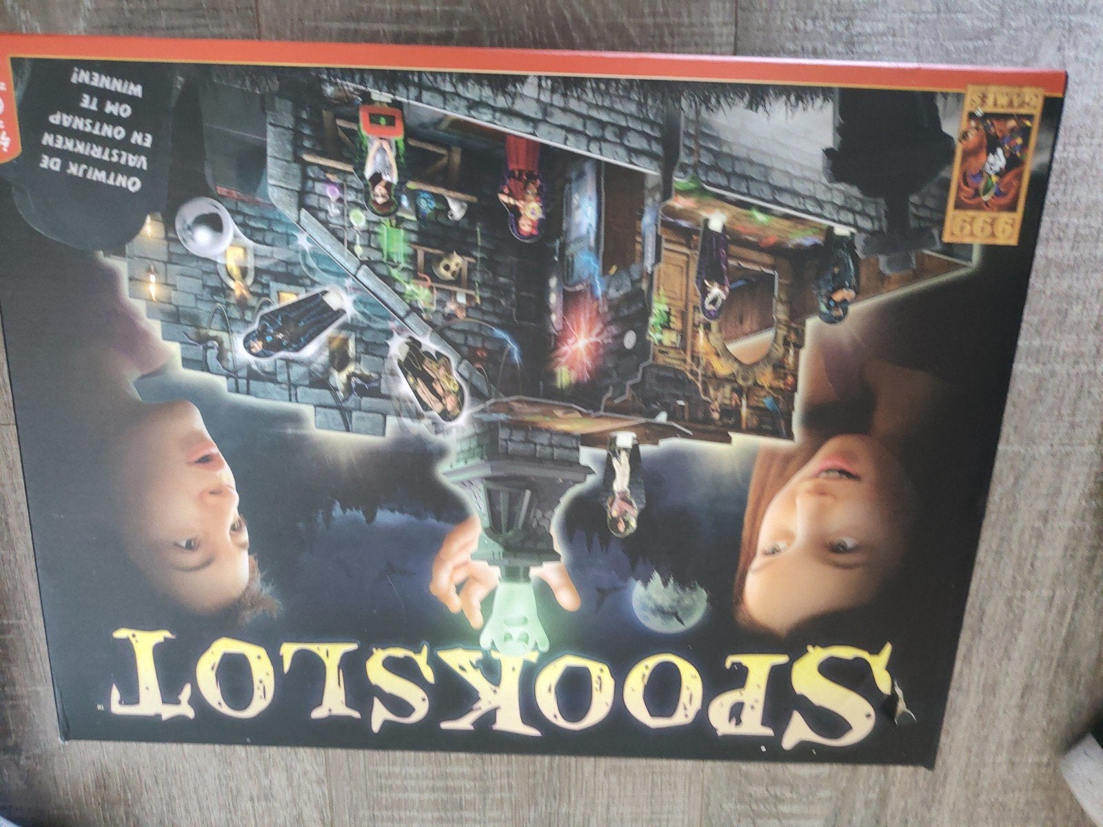Spookslot Bordspel - Ontsnap aan de Vallen!, Drie of vier spelers, Ophalen of Verzenden, Zo goed als nieuw