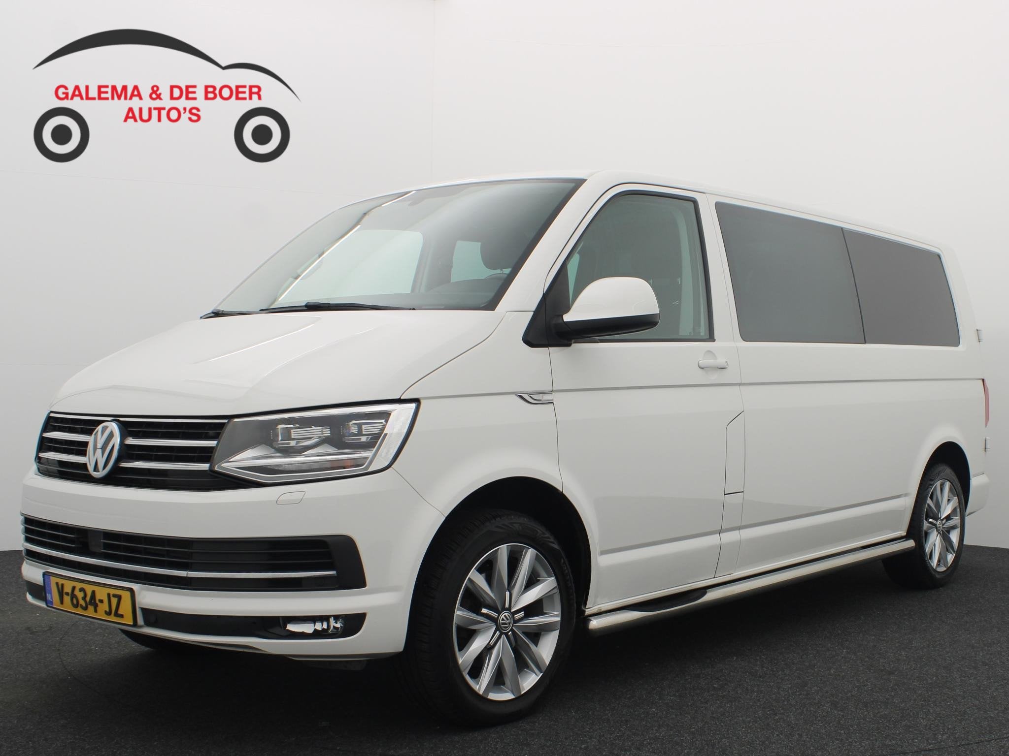 Volkswagen Transporter 2.0 TDI L2H1 DC Highline PDC / CRUISE, Voorwielaandrijving, Automatische klimaatregeling, Stof, Gebruikt