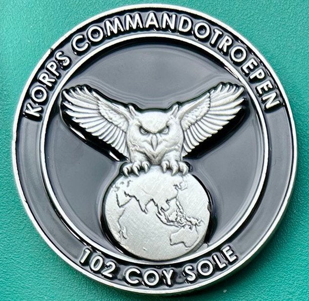 Coin Korps Commandotroepen 102 COY zilver uitv., Ophalen of Verzenden, Landmacht, Nederland, Embleem of Badge
