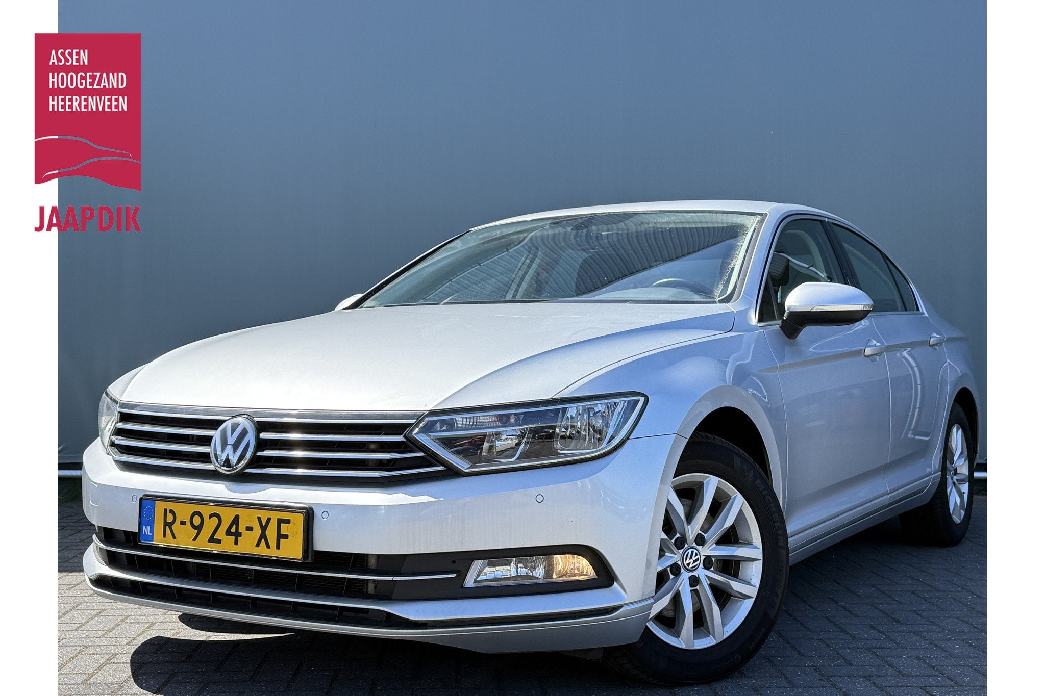 Volkswagen Passat BWJ 2017 | 1.8TSI 180PK Highline AUTOMAAT, Auto's, 4 cilinders, 179 pk, Navigatiesysteem, Sedan