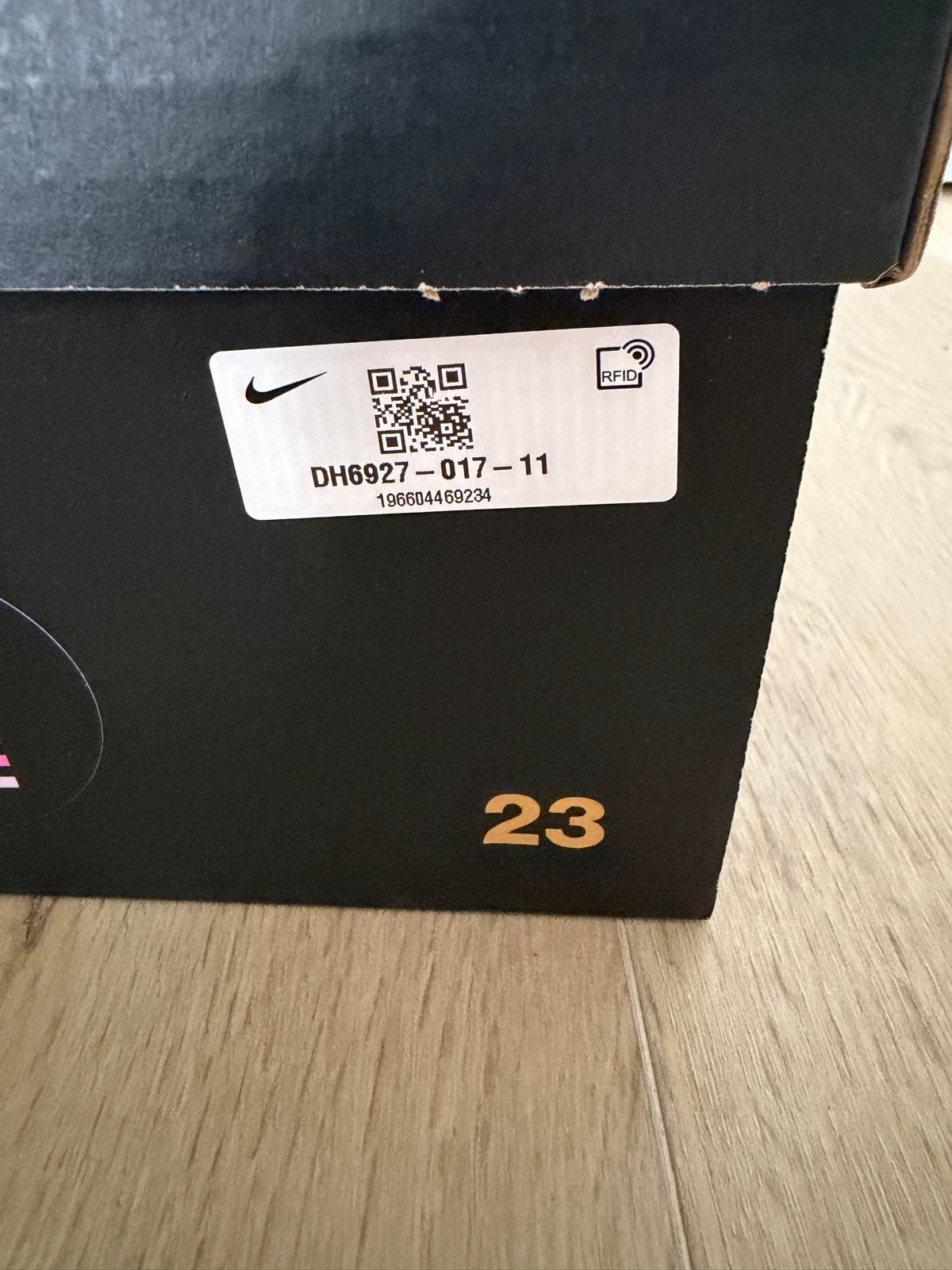 Foto 8 van Nike Air Jordan 4 Retro Thunder - Maat 45