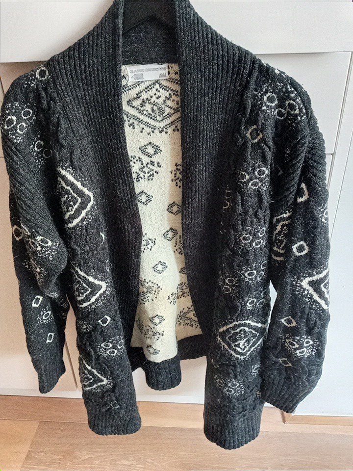 L prachtig vest zwart met wit patroon in reliëf breisteek, Zwart, Classic Collection Owen, Maat 42/44 (L), Ophalen of Verzenden
