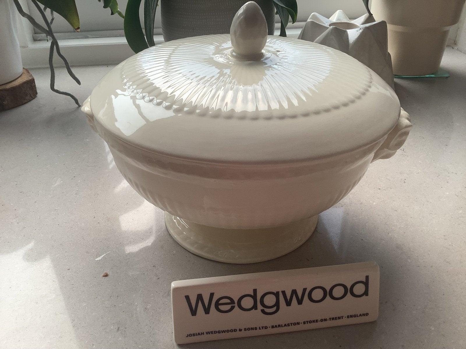 Zgn dekschalen van 20,5 cm WEDGWOOD EDME, Ophalen of Verzenden, Schaal of Schalen, Zo goed als nieuw, Wedgwood
