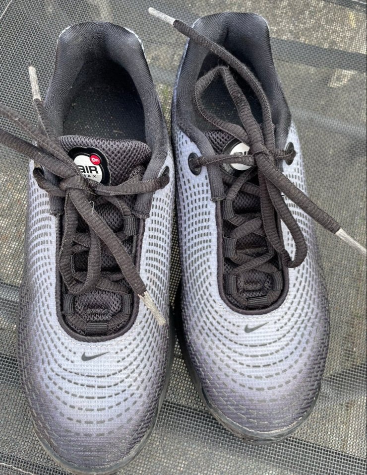 Nike Air Max sneakers maat 35,5, Kinderen en Baby's, Kinderkleding | Schoenen en Sokken, Sportschoenen, Ophalen of Verzenden, Zo goed als nieuw