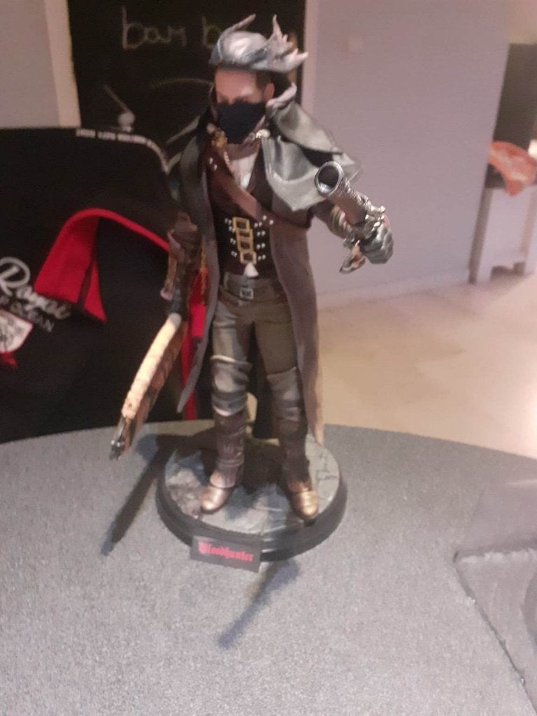 Bloodborne , Bloodhunter Statue, Spelcomputers en Games, Ophalen, Overige genres, 1 speler, Zo goed als nieuw