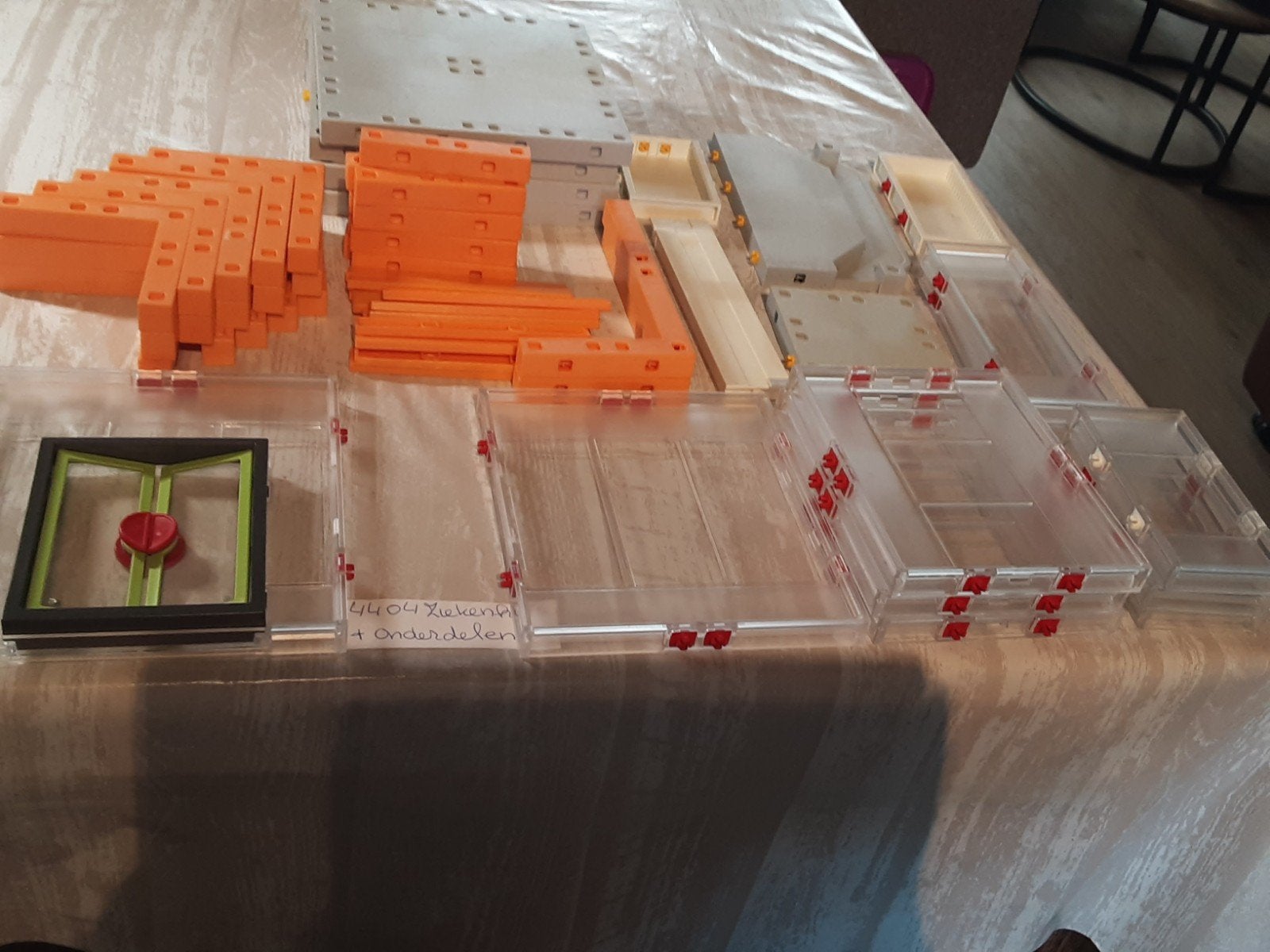 onderdelen ziekenhuis 4404 en 6657 en 70190, Gebouw, Losse onderdelen, Ophalen of Verzenden, Zo goed als nieuw