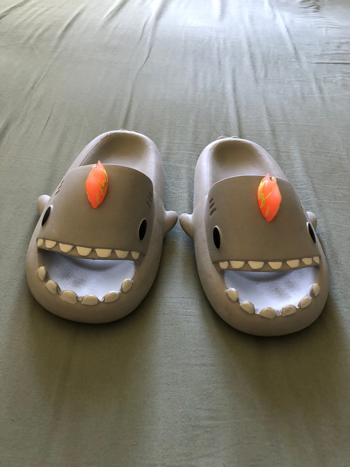 Haaien slippers 38/39, Ophalen, Jongen of Meisje, Overige typen, Zo goed als nieuw