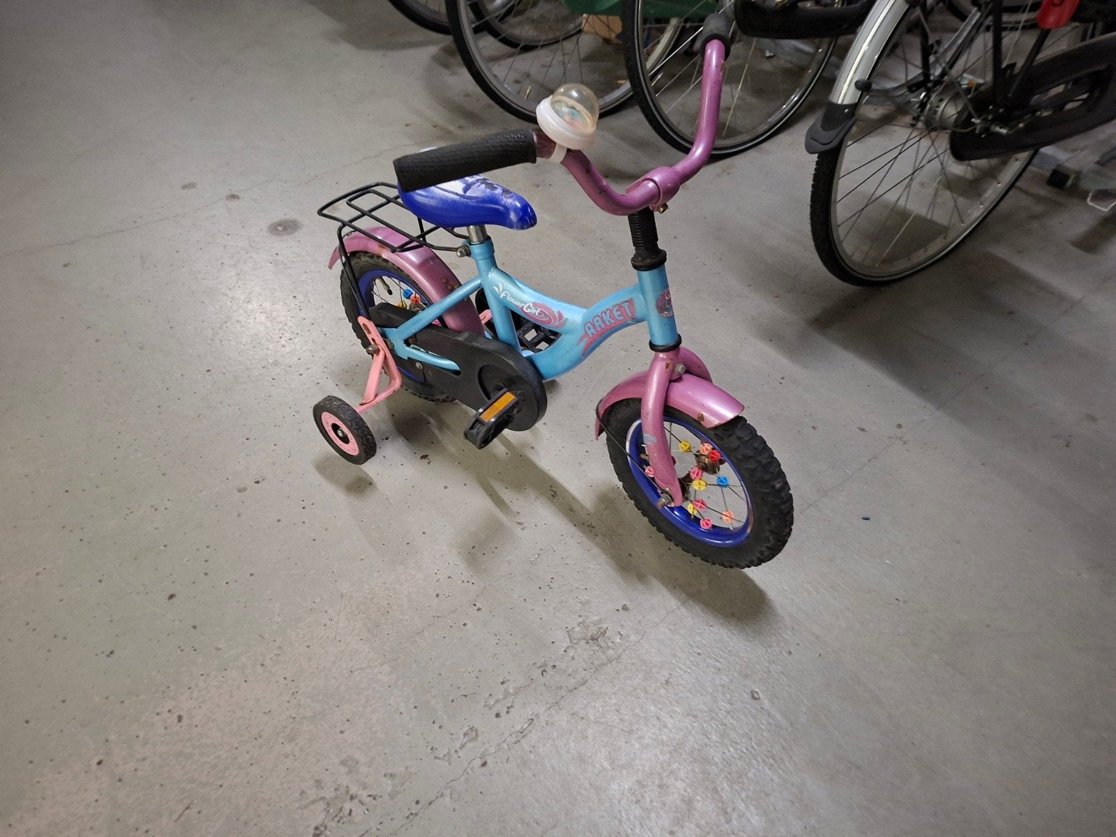 Kinderfietsje met zijwieltjes - Roze/Blauw, Fietsen en Brommers, Fietsen | Kinderfietsjes, Ophalen