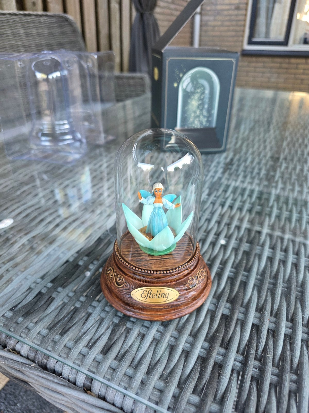 Efteling Indische Waterlelies souvenir - Nieuw in doos!, Verzamelen, Ophalen of Verzenden, Overige figuren, Nieuw, Beeldje of Figuurtje