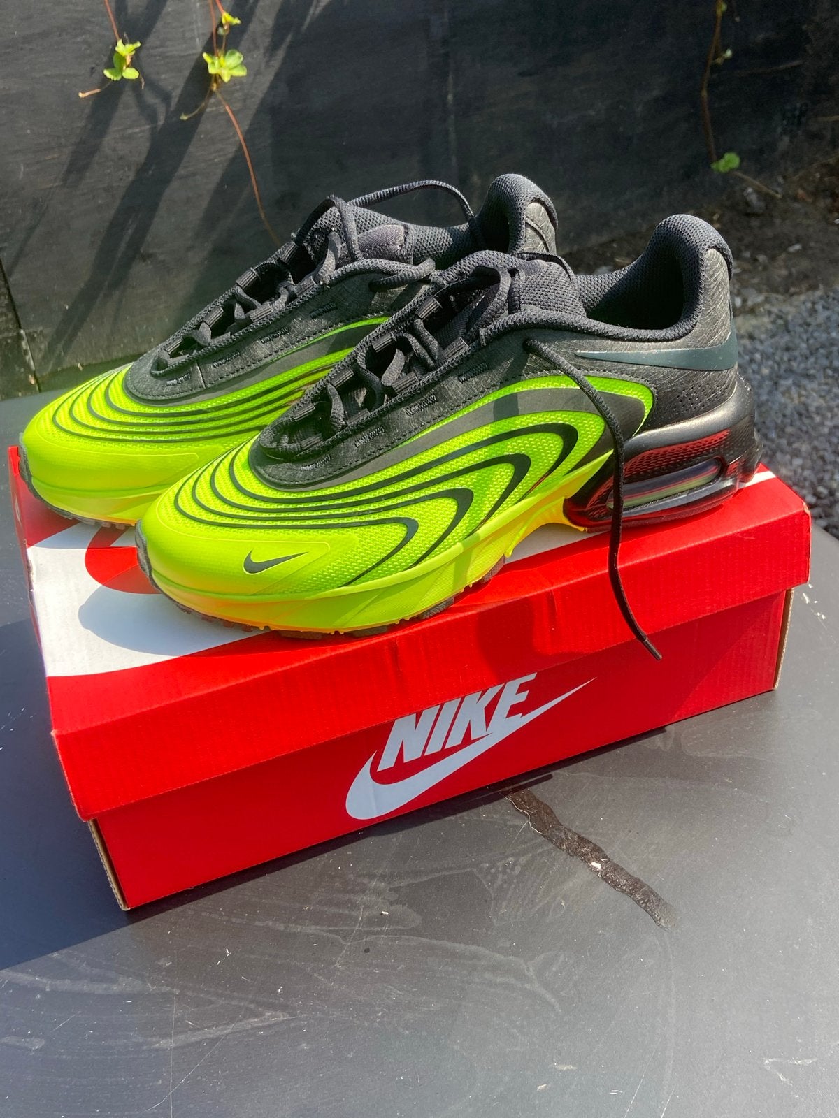 Nike Air Max Terrascape Plus - Neon Groen/Zwart, Ophalen, Zo goed als nieuw, Overige kleuren, Sneakers of Gympen