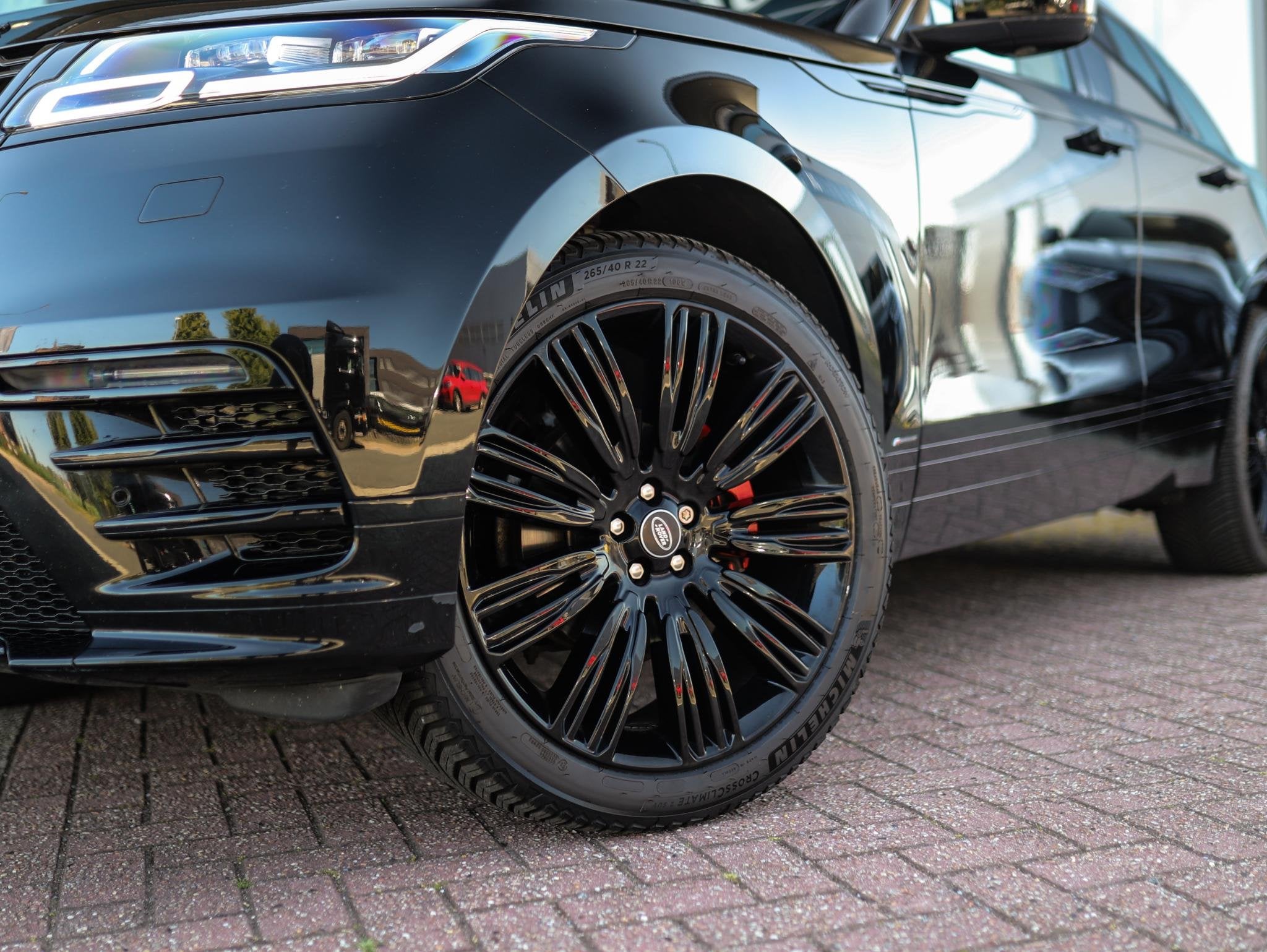 Land Rover Range Rover Velar 2.0 I4 Turbo AWD R-Dynamic | Le, Gebruikt, 4 cilinders, Range Rover Velar, Zwart
