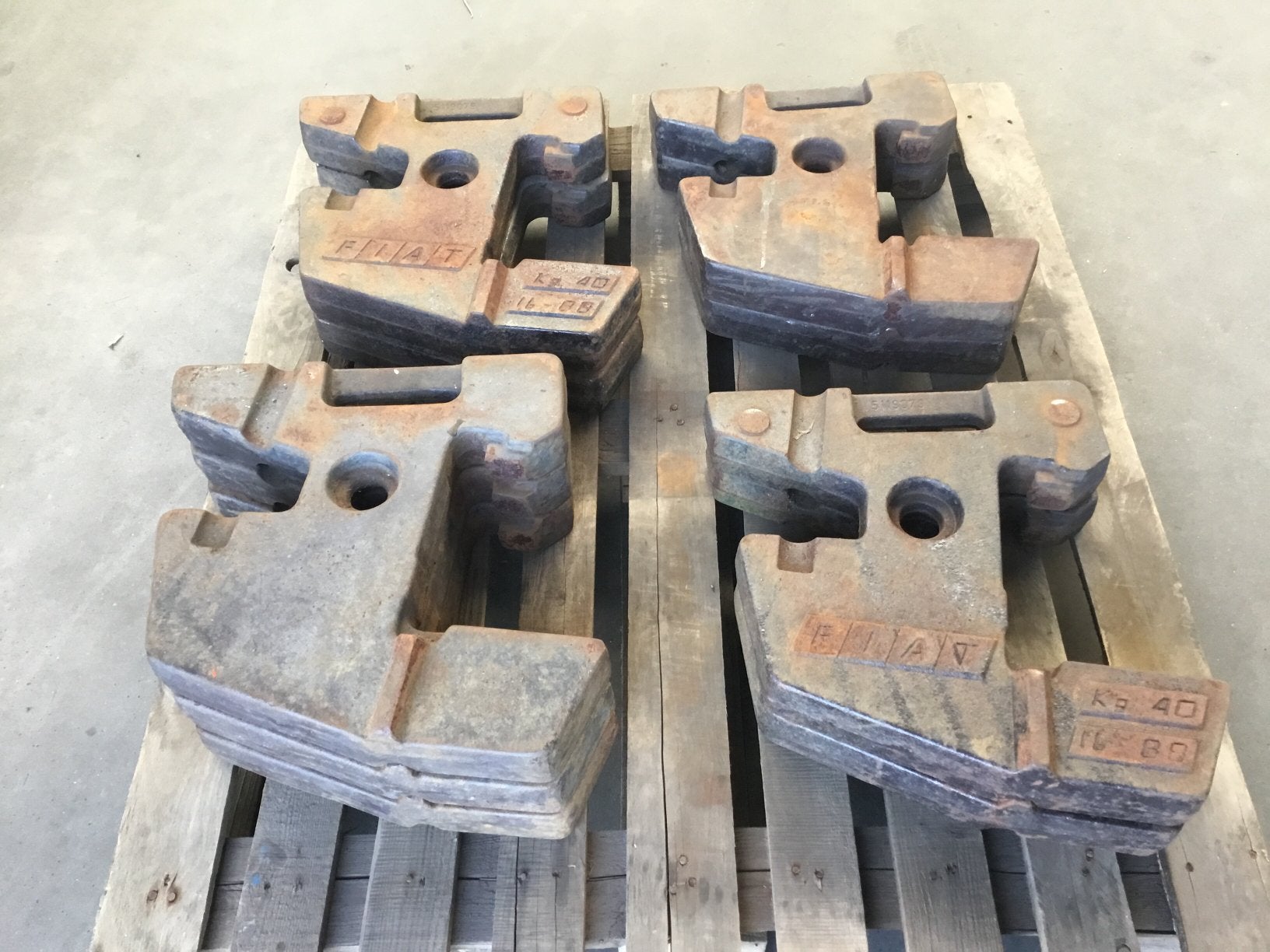 Frontgewichten Fiat., Ophalen