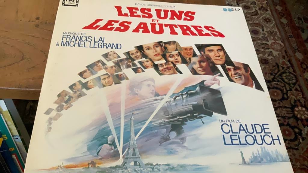 Les UNS  et LES AUTRES, Ophalen of Verzenden, Zo goed als nieuw, 12 inch