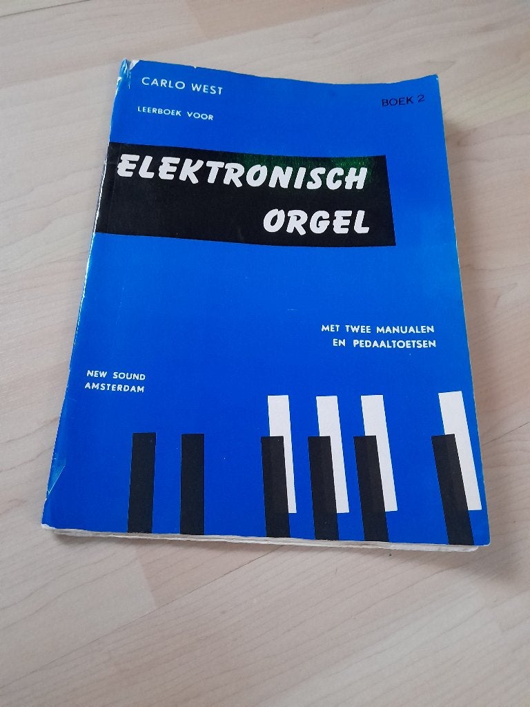 MUZIEKBOEK ELEKTRONISCH ORGEL  Carlo West boek 2, Ophalen of Verzenden, Gelezen, Overige onderwerpen