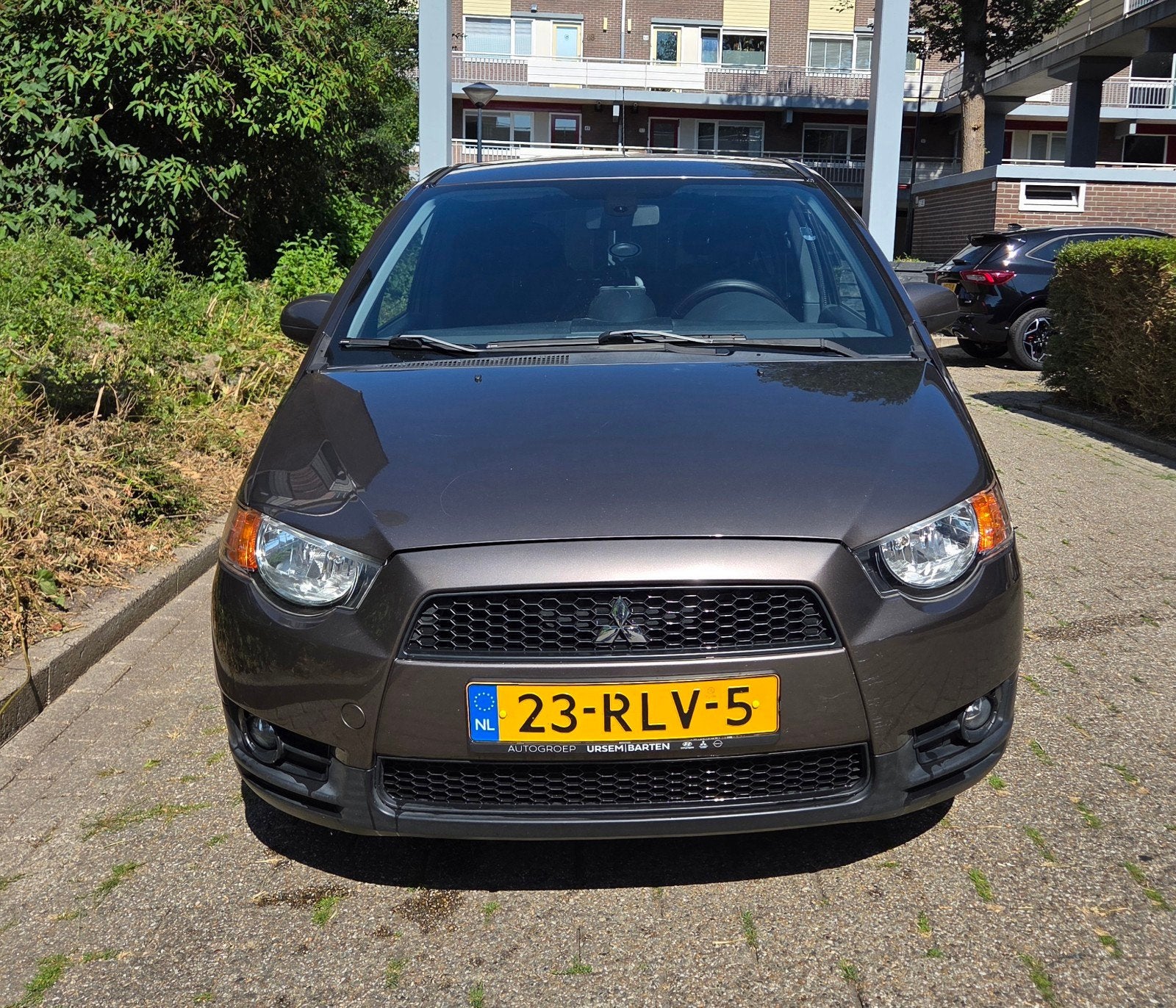 Mitsubishi Colt 1.3 5-DR 2011 Bruin, 110000km., Auto's, Mitsubishi, Voorwielaandrijving, Euro 5, Bruin, Colt