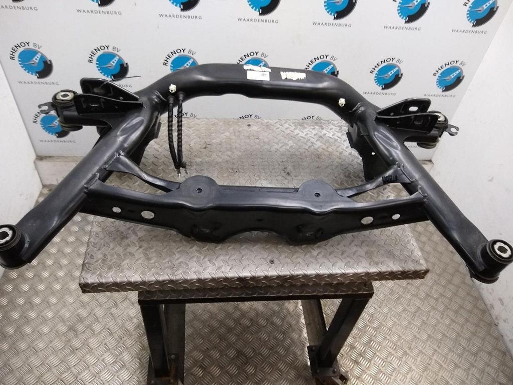 AUDI A3 2.5 TFSI RS 3 SPORTBACK SUBFRAME ACHTER 2016, Ophalen of Verzenden, Gebruikt, Stiba lid