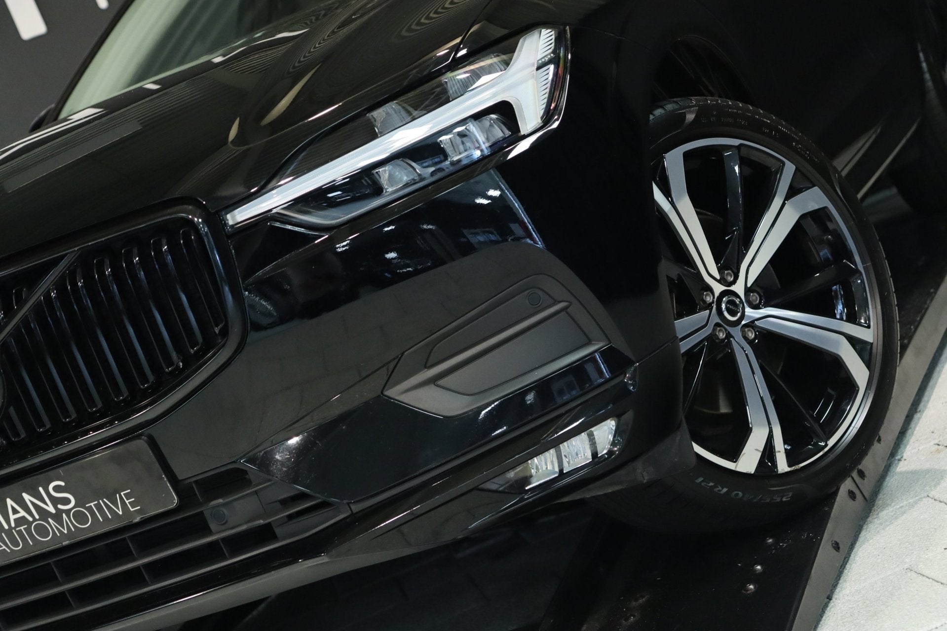Volvo XC60 2.0 B5 / PANO / ACC / CAMERA / KEYLESS / STUUR+ST, Auto's, Dealer onderhouden, Gebruikt, 4 cilinders, 1969 cc