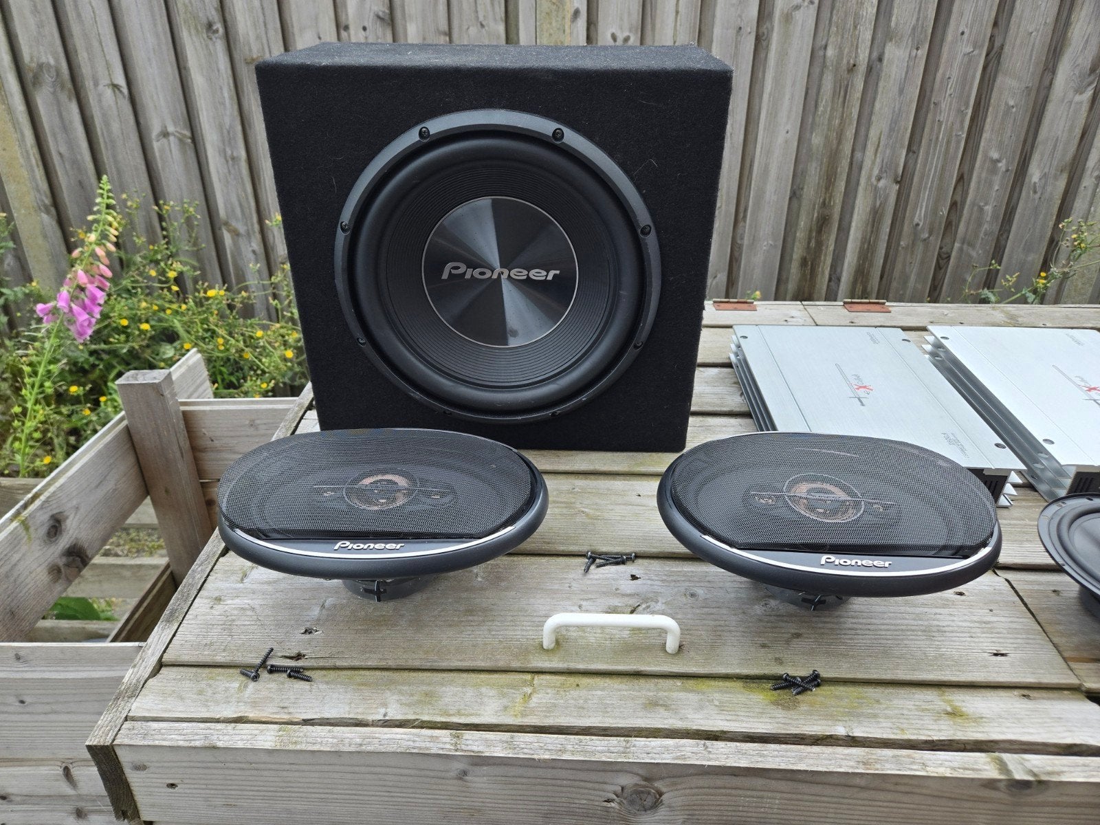 Complete audio installatie ., Auto diversen, Autospeakers, Zo goed als nieuw, Ophalen