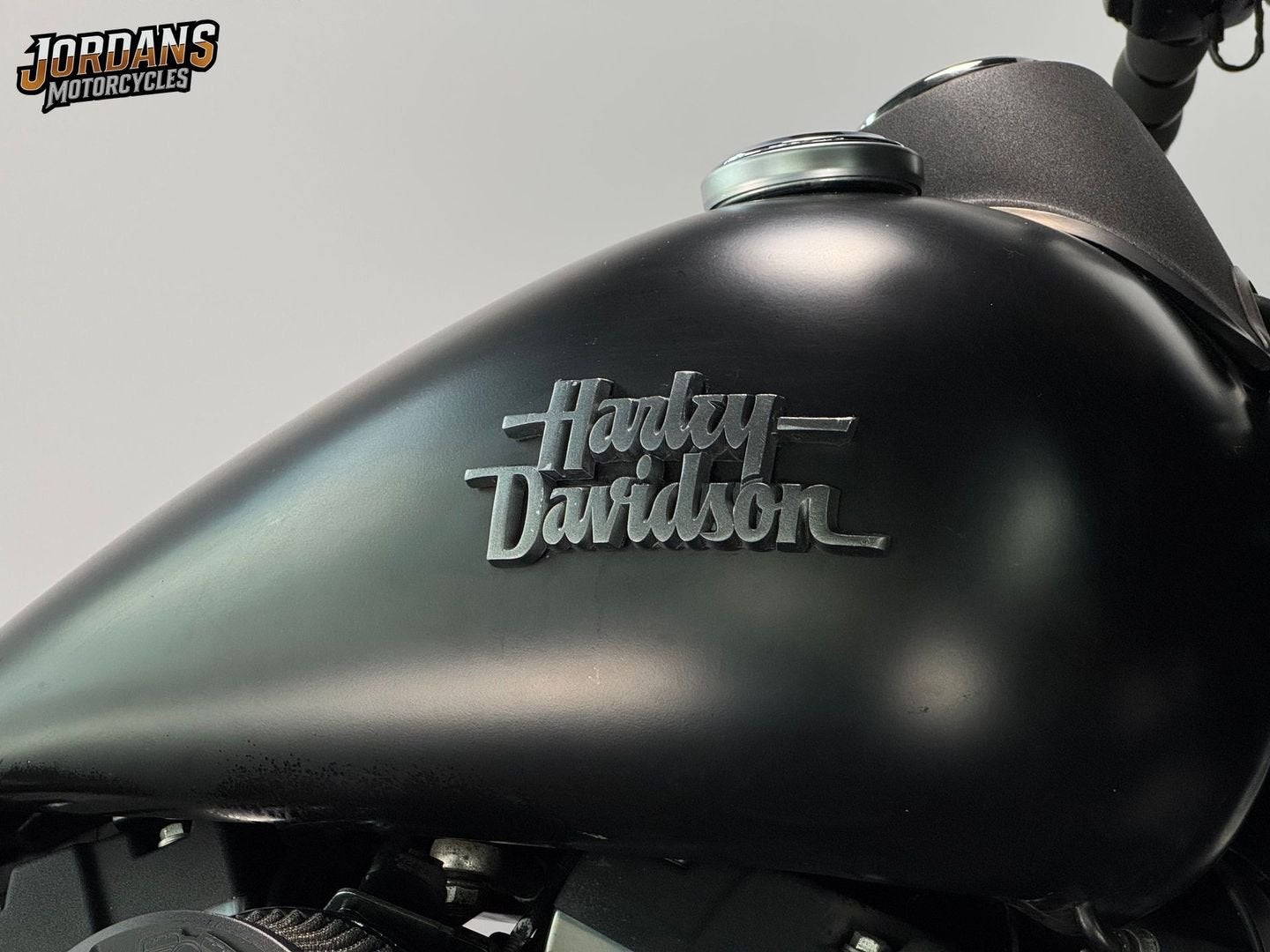 HARLEY-DAVIDSON STREET BOB FXDB 103CI CLUBSTYLE (bj 2016), 2 cilinders, HARLEY-DAVIDSON, Chopper, Bedrijf